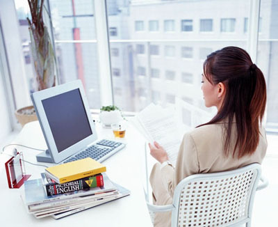 backview-of-office-woman.jpg